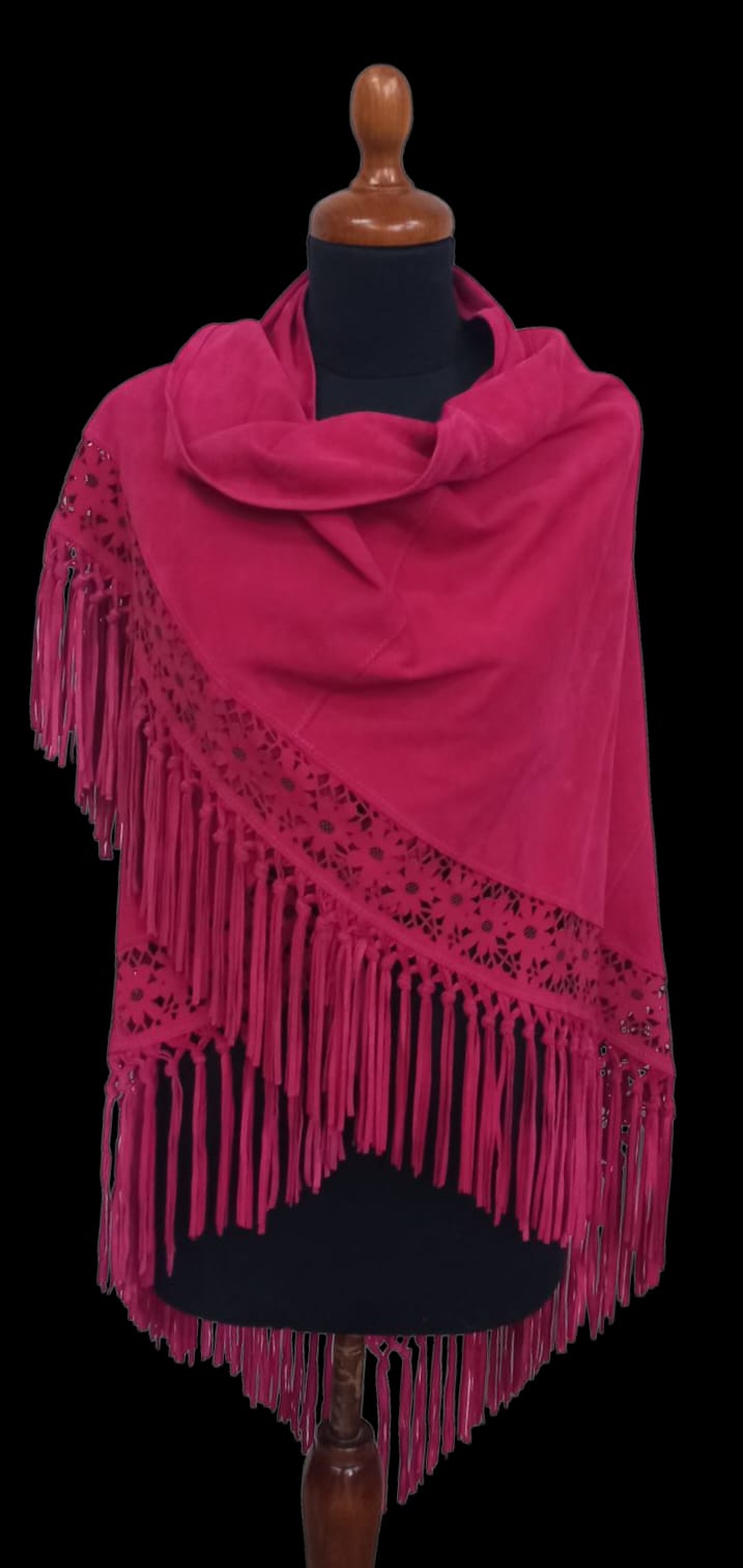 Scialle in vera pelle scamosciata laserata color Fucsia Divino